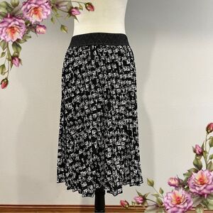 LuLaRoe bike‎ print a- line midi Jill skirt